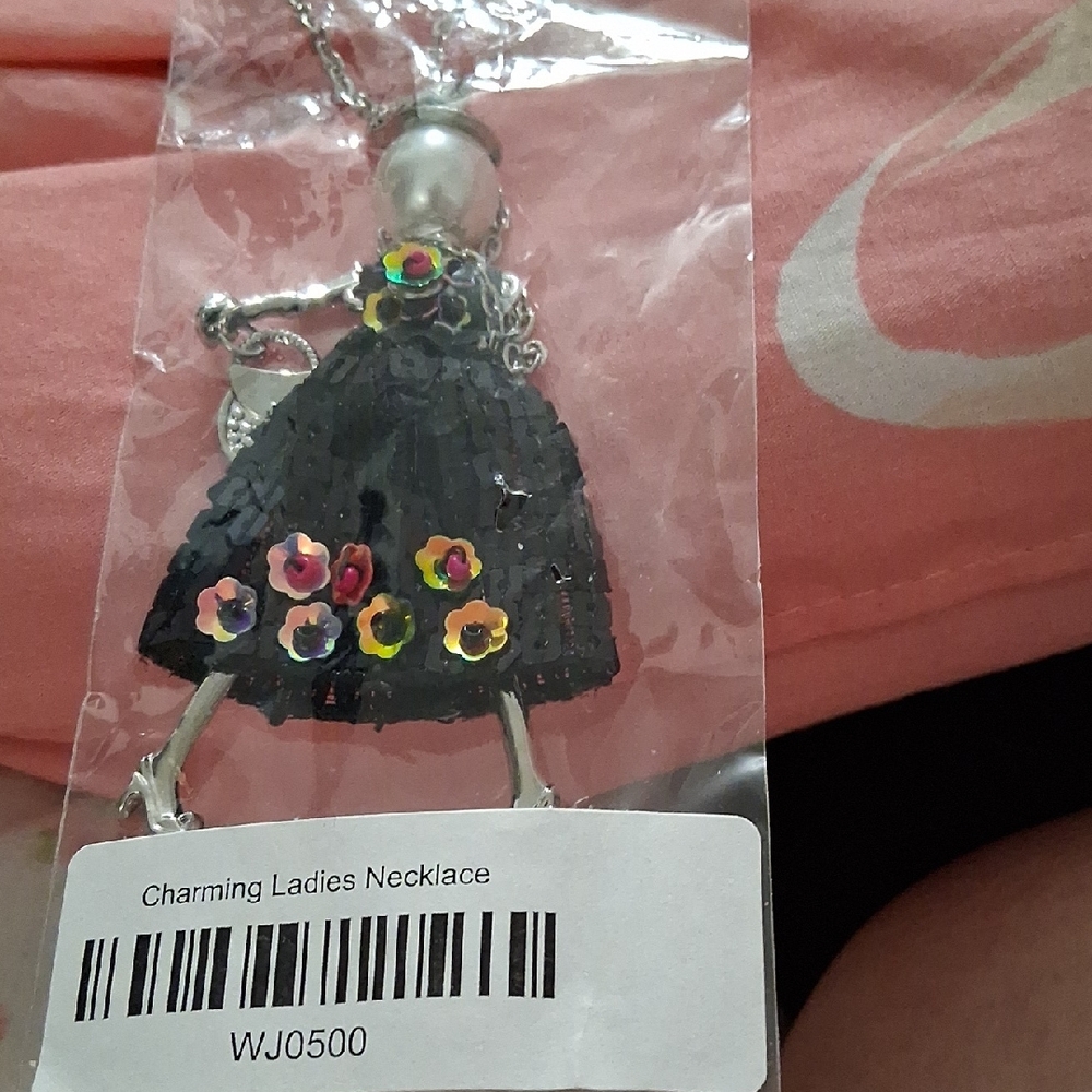 Coco + Carmen Black Dress Lady  Necklace with Floral Accents. 17" Long Nwt